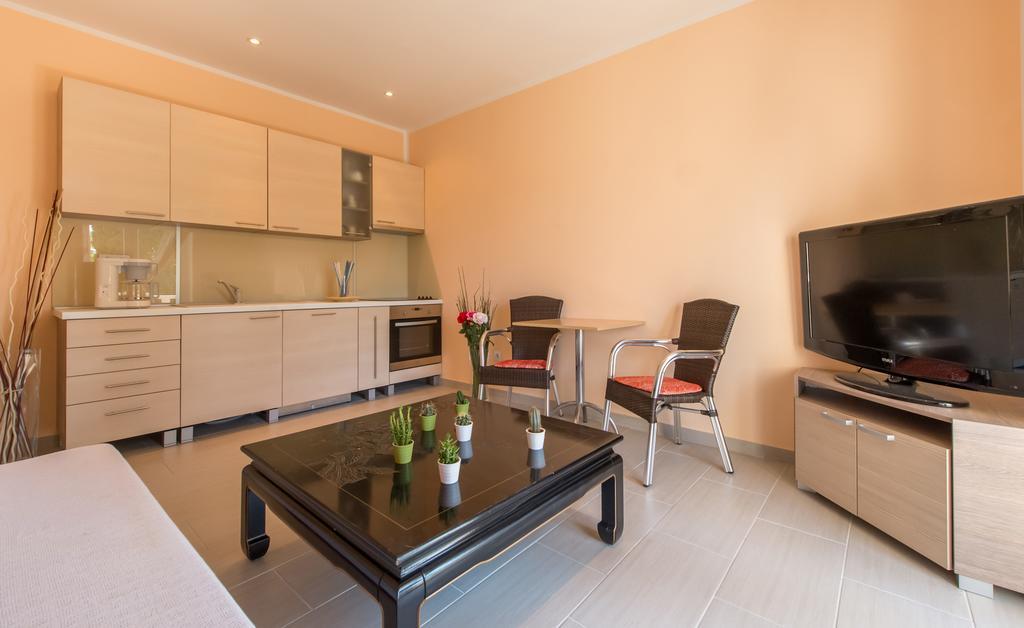 Apartment Puko Bol Chambre photo